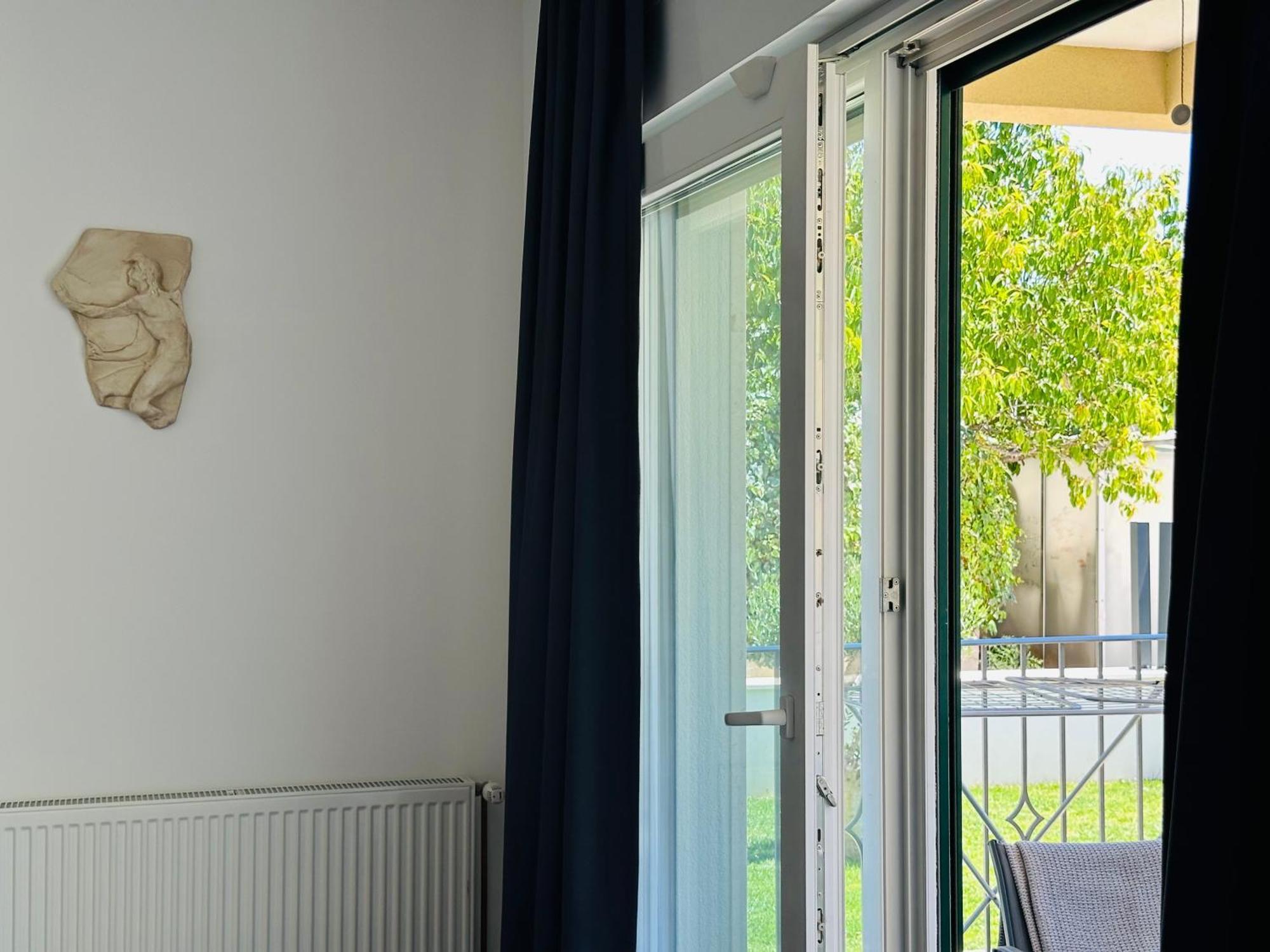 Vila Zrina - Apartmani Трогир Экстерьер фото